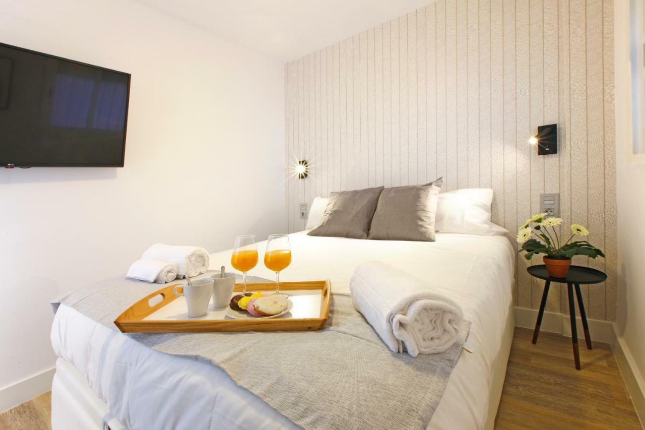Picasso Boutique Apartment Torremolinos Exterior photo